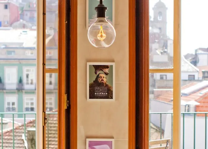 Pacific - Rua Flores - Flower Street Oporto